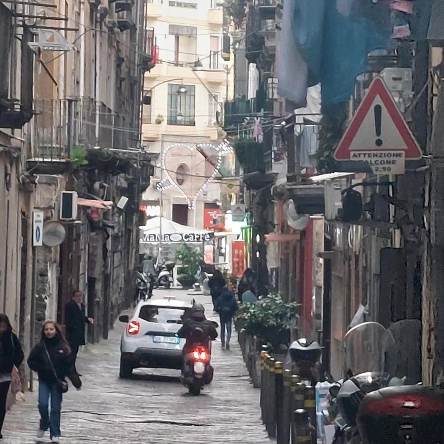 Nun C'e Penza * Naples